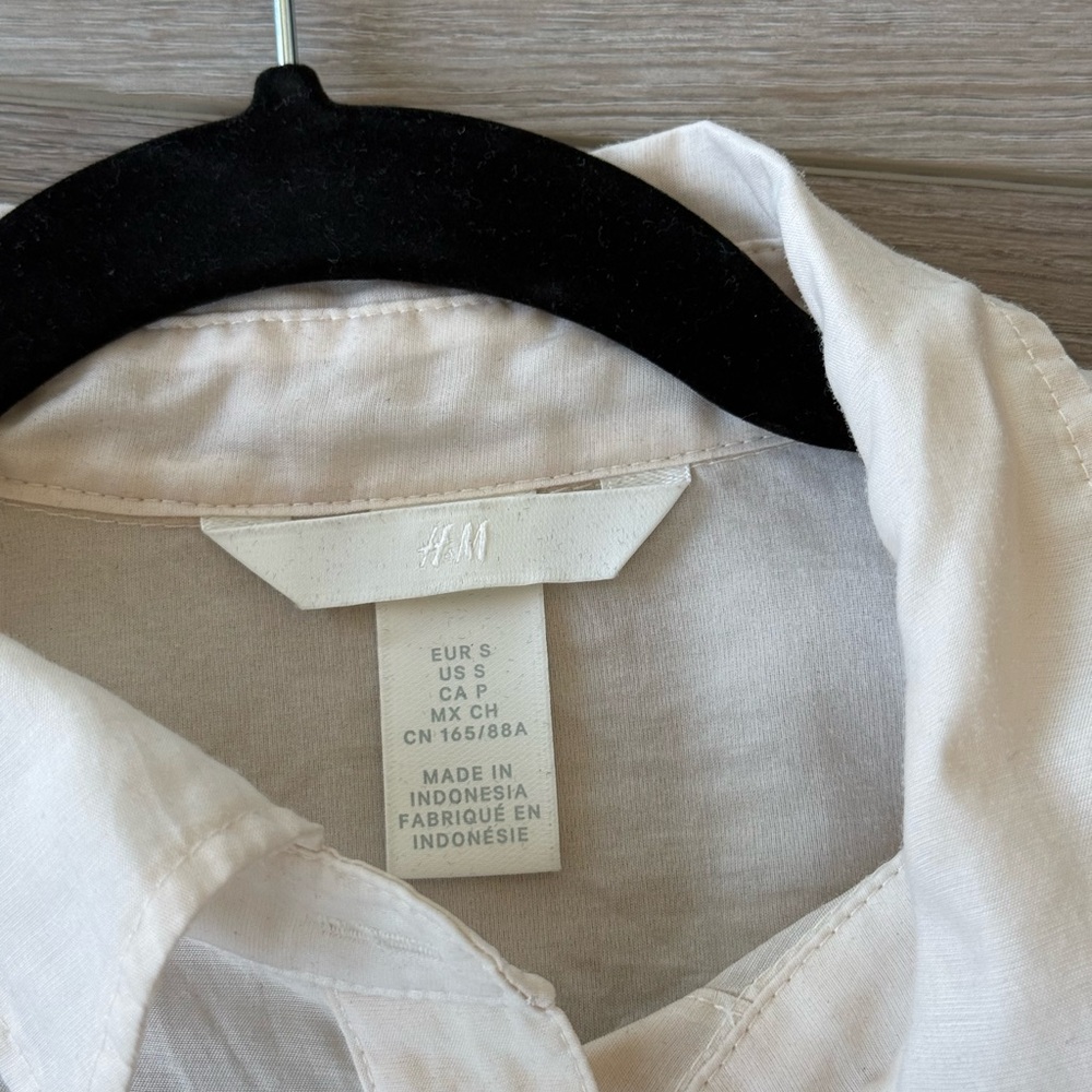 H&M button down - Picture 2 of 2